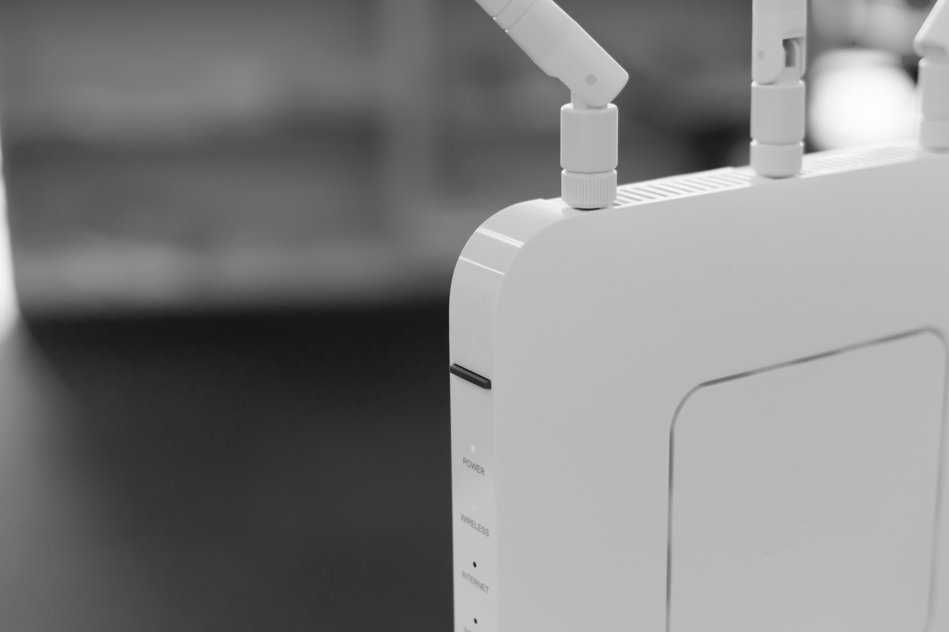 一人暮らしにおすすめのWi-Fi｜ホームルーター4選