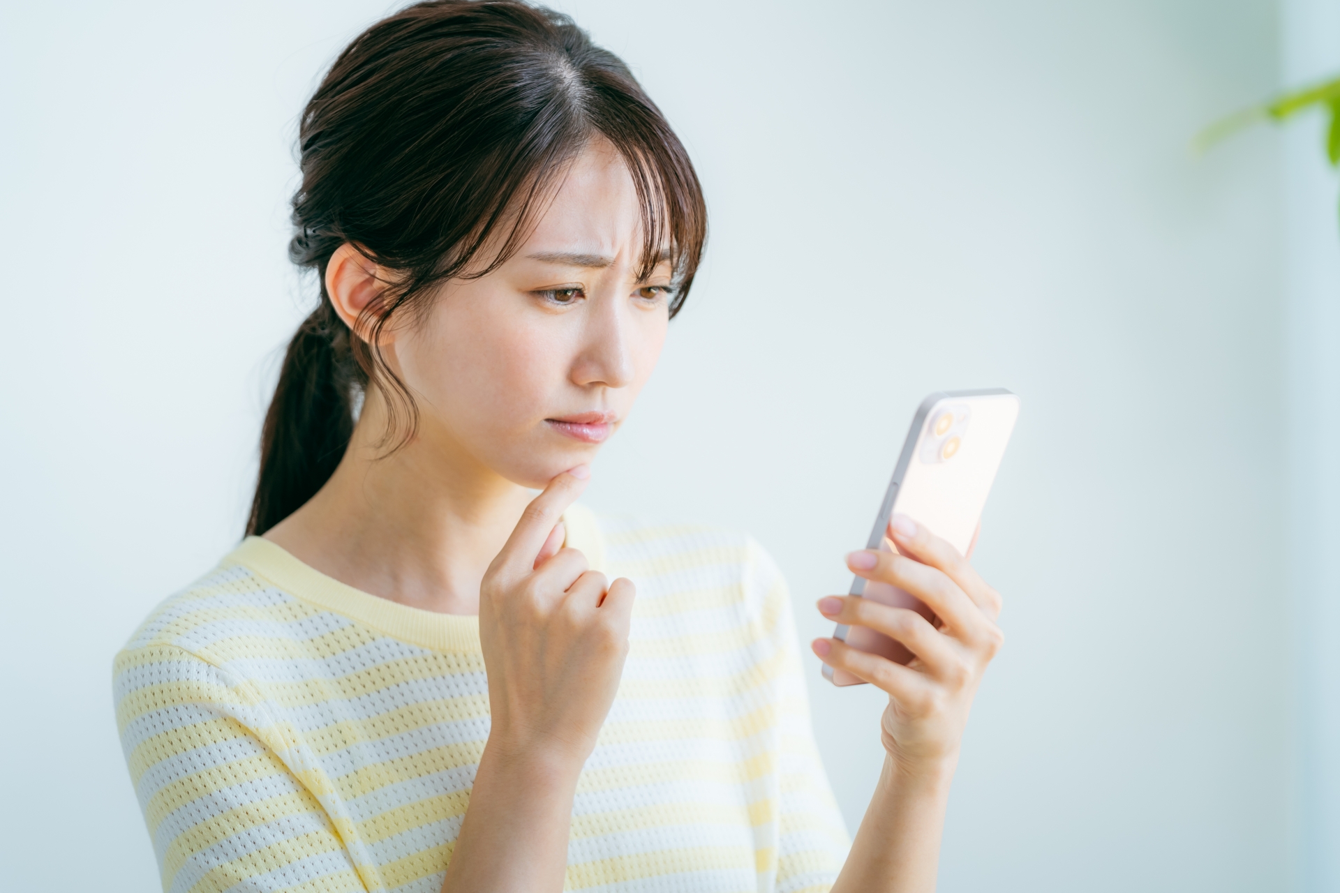 それでもiPhoneの通信速度が早くならない場合はどうしたらいい？