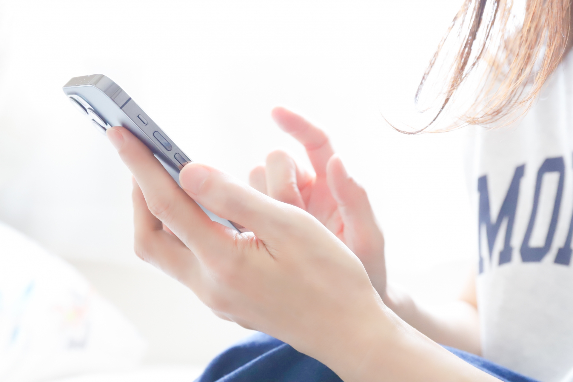 【キャリア別】スマホの通信速度制限
