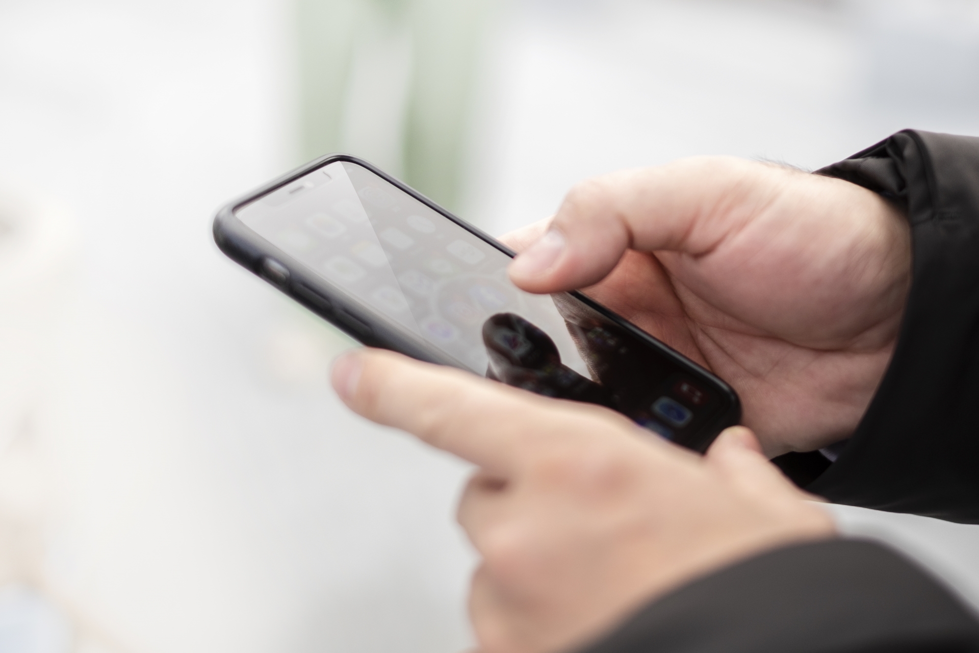 WiMAXで機種変更するための2つの方法は？機種変更を検討すべきタイミングや注意点も紹介